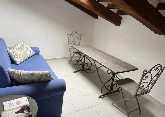 Arcangelo Homestay *